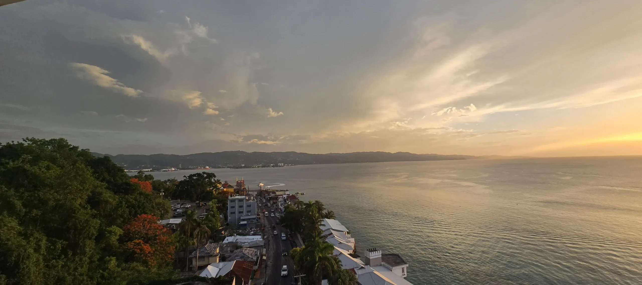 20250727_183200 scaled